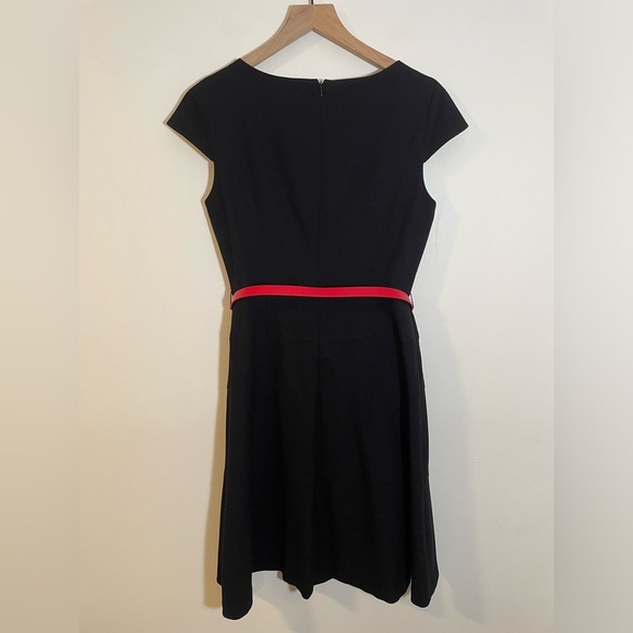 Anne Klein Black Fit & Flare Capped Sleeve Midi Dress Red Belt Women’s Size 8 - Picture 4 of 8